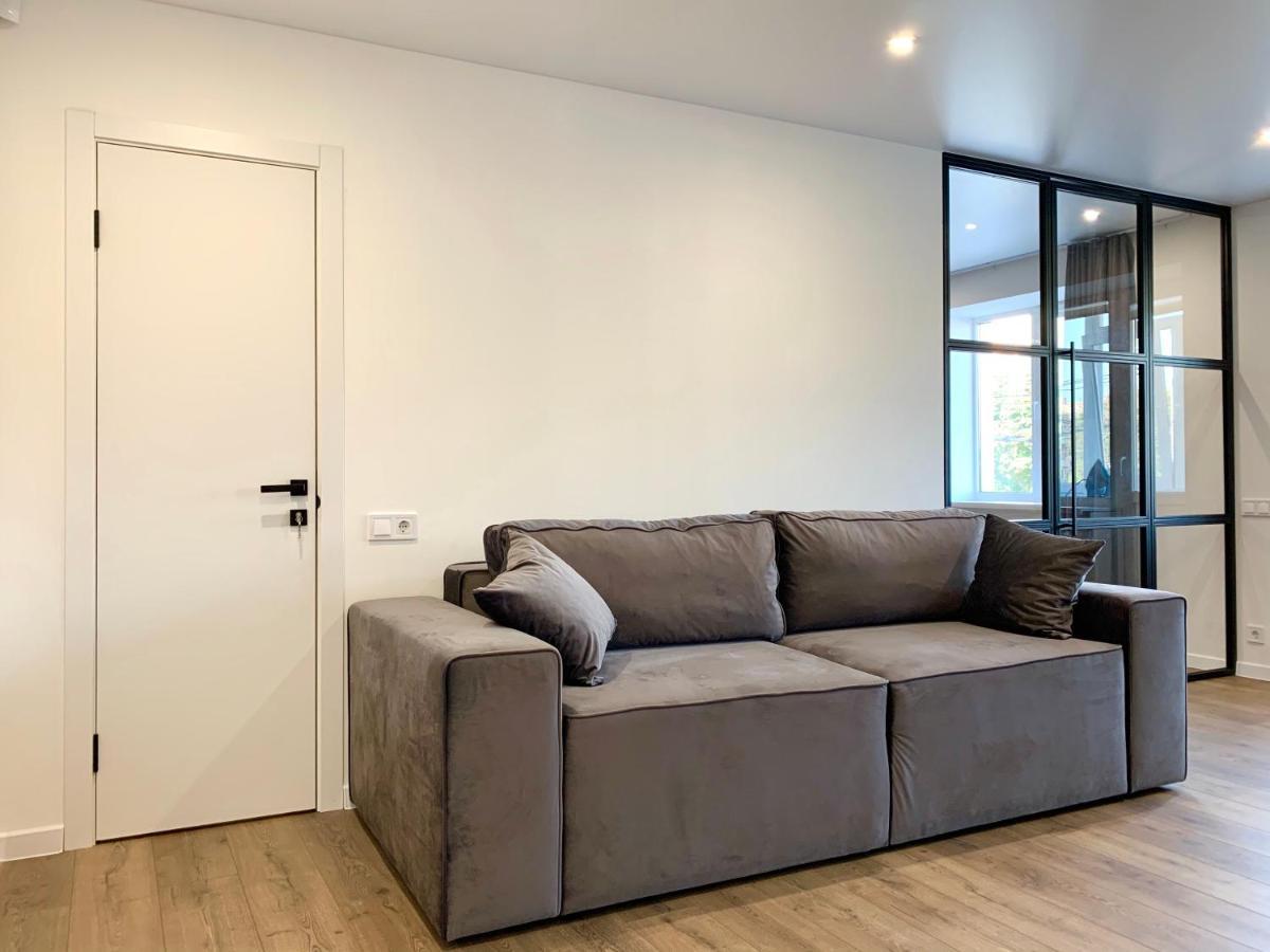 Navy City Center Apartment Двокімнатні Апартаменти В Центрі Міста 폴타바 외부 사진