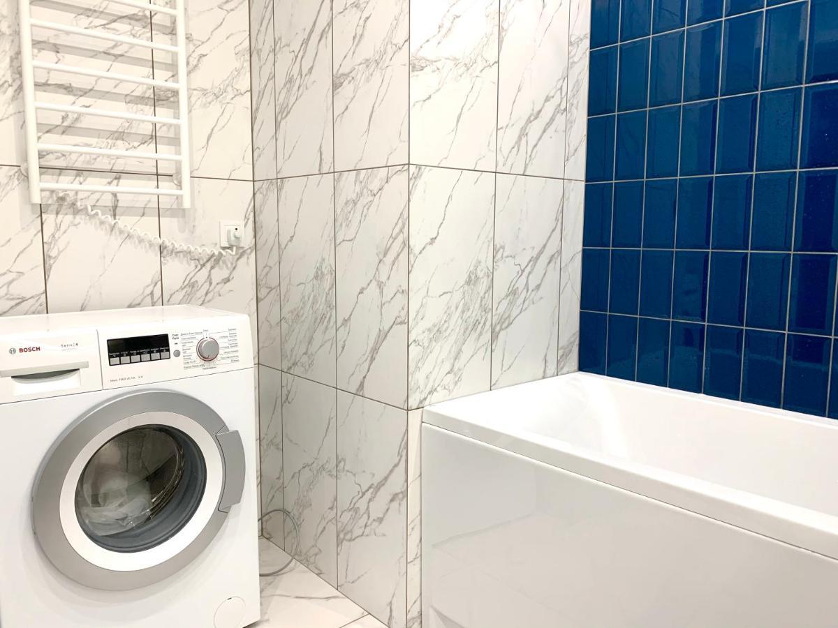 Navy City Center Apartment Двокімнатні Апартаменти В Центрі Міста 폴타바 외부 사진